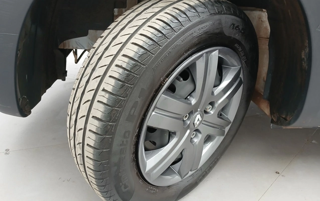 imagem-https://www.socarrao.com.br/sc-vehicle-images-prod/3959519/1789792192533-1_060639.jpg