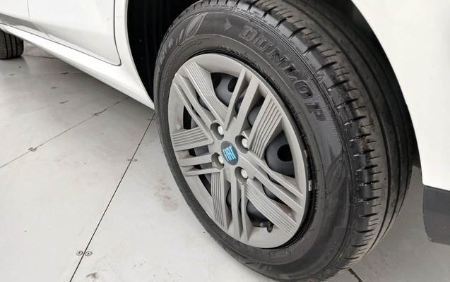 imagem-https://www.socarrao.com.br/sc-vehicle-images-prod/3959766/1789792614464-1_015623.jpg