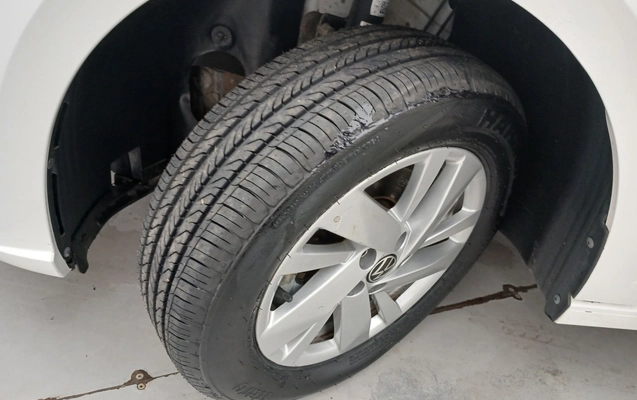 imagem-https://www.socarrao.com.br/sc-vehicle-images-prod/3959788/1789792657024-2_093008.jpg