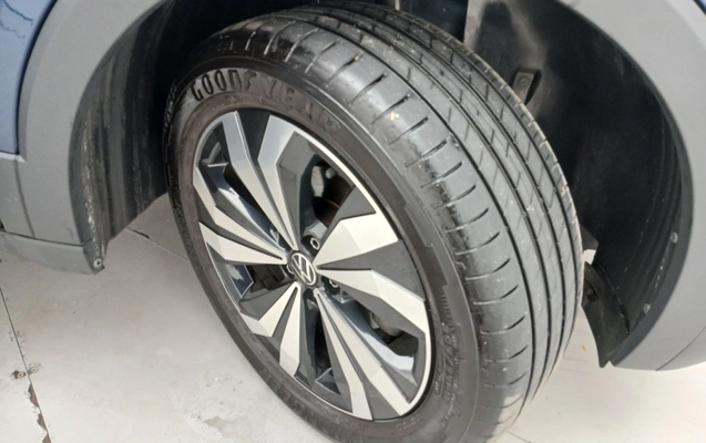 imagem-https://www.socarrao.com.br/sc-vehicle-images-prod/3959885/1789792786026-1_090029.jpg