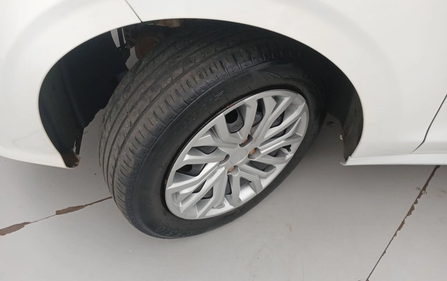 imagem-https://www.socarrao.com.br/sc-vehicle-images-prod/3959953/1789793066799-2_115829.jpg