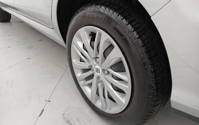 imagem-https://www.socarrao.com.br/sc-vehicle-images-prod/3959976/1789793091251-1_033127.jpg