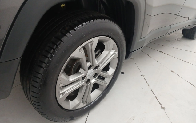 imagem-https://www.socarrao.com.br/sc-vehicle-images-prod/3960031/1789793145103-1_110354.jpg