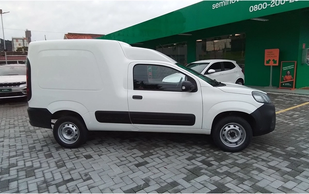 imagem-https://www.socarrao.com.br/sc-vehicle-images-prod/3960073/1789793177675-1_073927.jpg