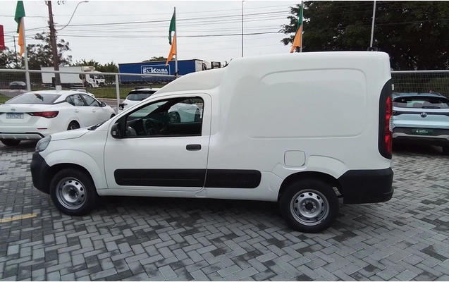 imagem-https://www.socarrao.com.br/sc-vehicle-images-prod/3960073/1789793177676-1_073932.jpg