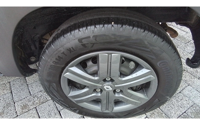 imagem-https://www.socarrao.com.br/sc-vehicle-images-prod/3960077/1789793178792-1_033555.jpg