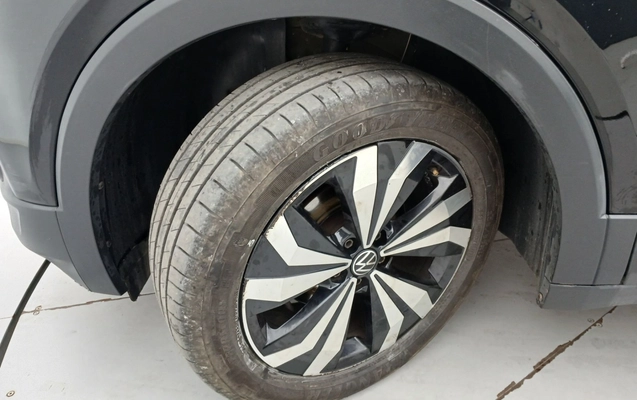 imagem-https://www.socarrao.com.br/sc-vehicle-images-prod/3960107/1789793219106-2_034604.jpg
