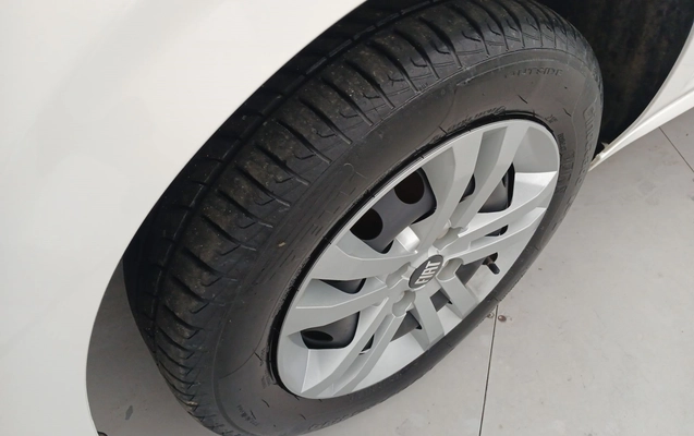 imagem-https://www.socarrao.com.br/sc-vehicle-images-prod/3960110/1789793223373-1_032021.jpg
