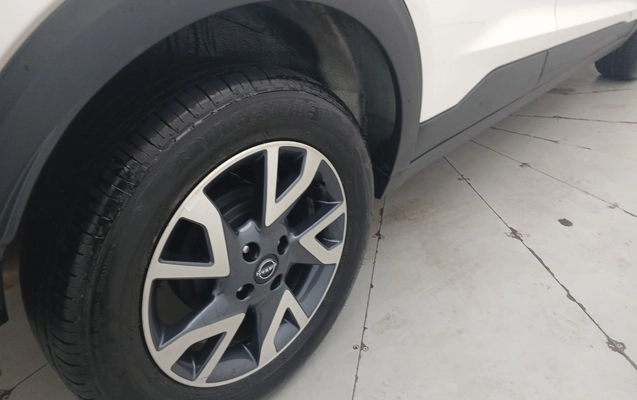 imagem-https://www.socarrao.com.br/sc-vehicle-images-prod/3960123/1789793233909-2_013951.jpg