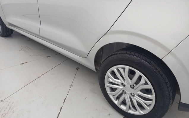 imagem-https://www.socarrao.com.br/sc-vehicle-images-prod/3960161/1789793279887-1_040021.jpg