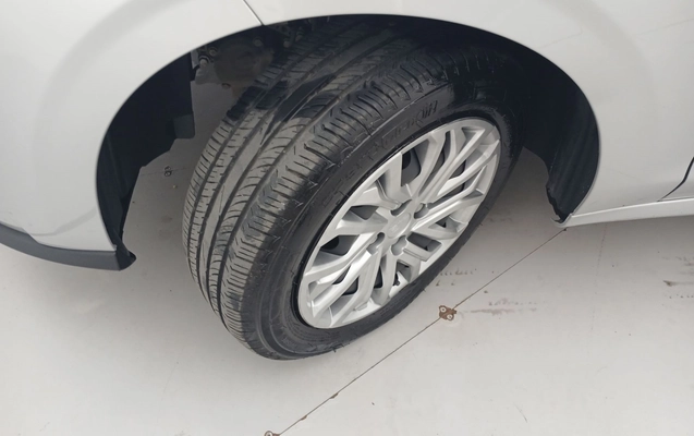 imagem-https://www.socarrao.com.br/sc-vehicle-images-prod/3960161/1789793279887-2_040020.jpg