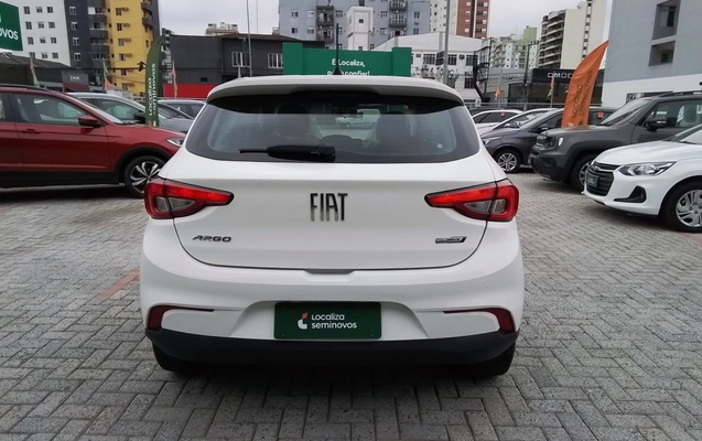 imagem-https://www.socarrao.com.br/sc-vehicle-images-prod/3960168/1789793283485-1_011824.jpg