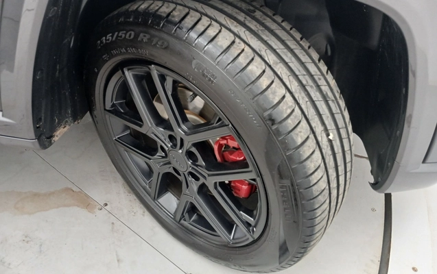 imagem-https://www.socarrao.com.br/sc-vehicle-images-prod/3960190/1789793303087-1_114229.jpg