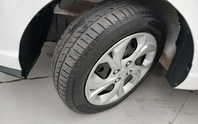 imagem-https://www.socarrao.com.br/sc-vehicle-images-prod/3960201/1789793312686-1_014848.jpg