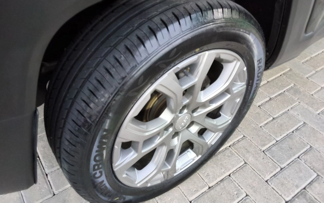 imagem-https://www.socarrao.com.br/sc-vehicle-images-prod/3960217/1789793329561-2_103635.jpg