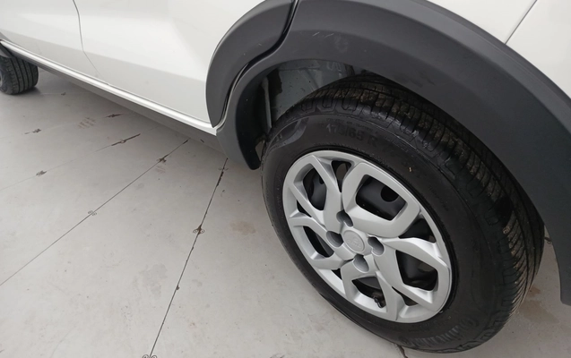 imagem-https://www.socarrao.com.br/sc-vehicle-images-prod/3960229/1789793347489-1_044640.jpg