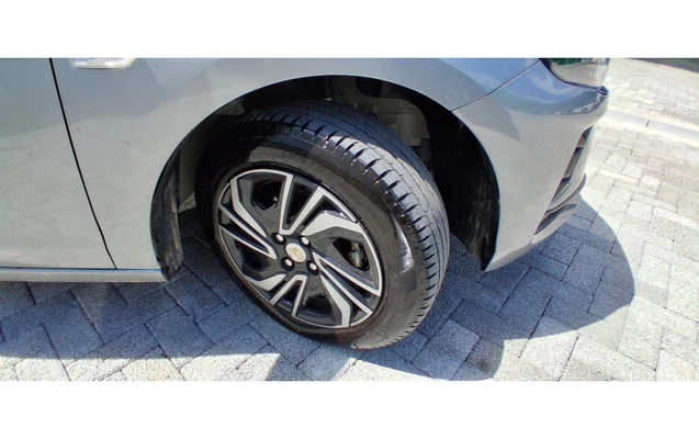 imagem-https://www.socarrao.com.br/sc-vehicle-images-prod/3960230/1789793348881-1_012701.jpg