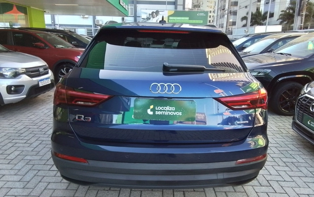 imagem-https://www.socarrao.com.br/sc-vehicle-images-prod/3960249/1789793384903-1_111906.jpg