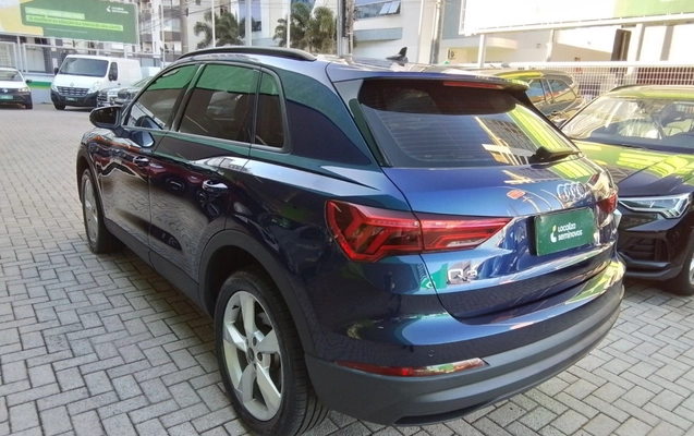 imagem-https://www.socarrao.com.br/sc-vehicle-images-prod/3960253/1789793391367-1_111906.jpg