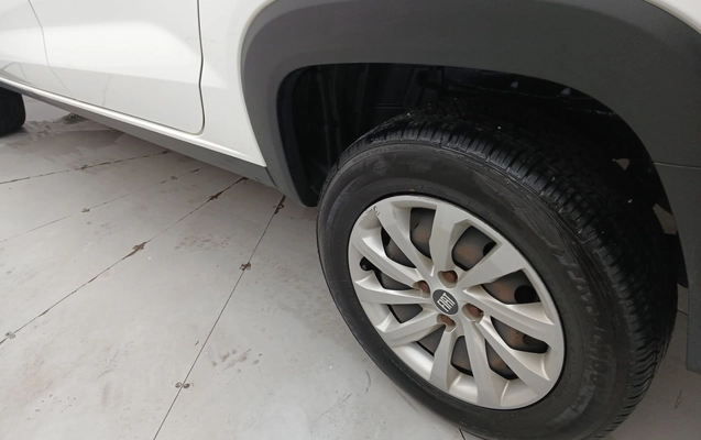 imagem-https://www.socarrao.com.br/sc-vehicle-images-prod/3960273/1789793408177-1_054341.jpg