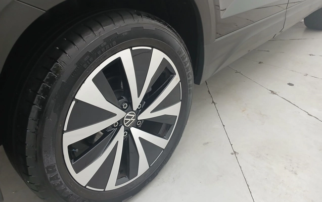 imagem-https://www.socarrao.com.br/sc-vehicle-images-prod/3960286/1789793424339-1_013010.jpg