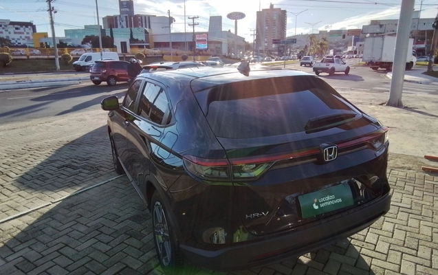 imagem-https://www.socarrao.com.br/sc-vehicle-images-prod/3960299/1789793440314-1_022613.jpg