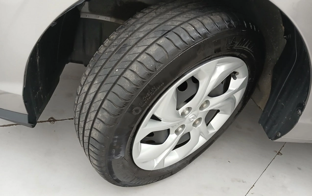 imagem-https://www.socarrao.com.br/sc-vehicle-images-prod/3960302/1789793443555-1_014539.jpg