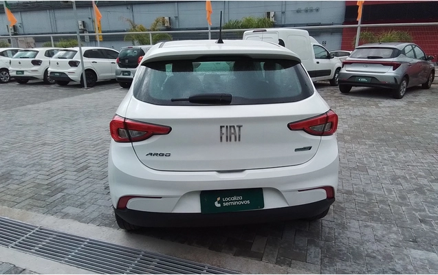 imagem-https://www.socarrao.com.br/sc-vehicle-images-prod/3960331/1789793477538-1_095012.jpg
