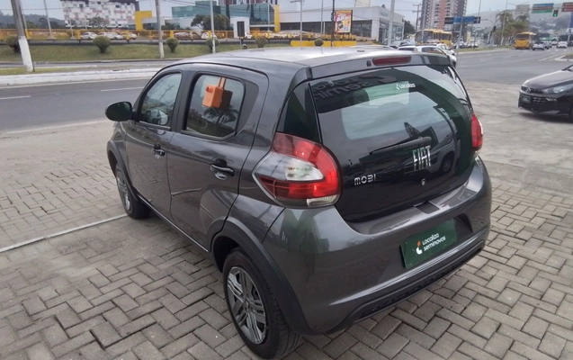 imagem-https://www.socarrao.com.br/sc-vehicle-images-prod/3960346/1789793497217-1_015958.jpg