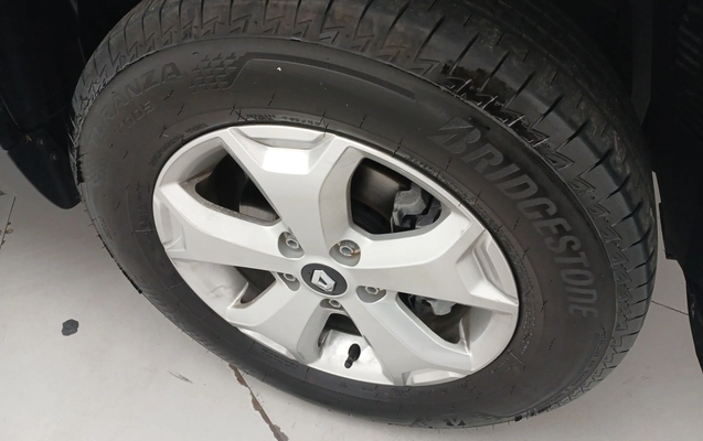 imagem-https://www.socarrao.com.br/sc-vehicle-images-prod/3960378/1789793526155-2_011430.jpg