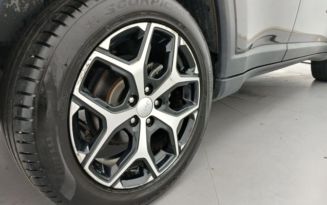imagem-https://www.socarrao.com.br/sc-vehicle-images-prod/3960406/1789793560445-1_015510.jpg