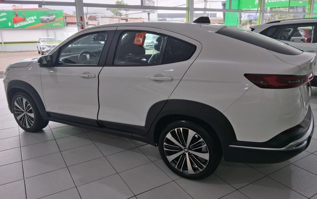 imagem-https://www.socarrao.com.br/sc-vehicle-images-prod/3960429/1789793591144-1_124503.jpg