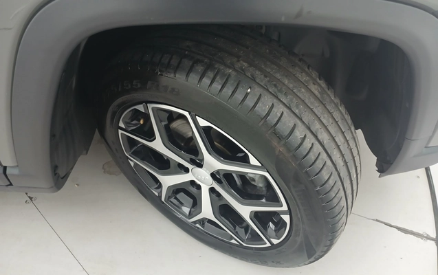 imagem-https://www.socarrao.com.br/sc-vehicle-images-prod/3960513/1789793684001-1_105131.jpg