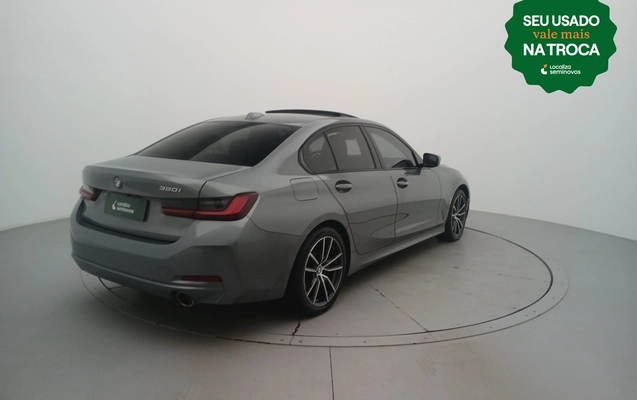 imagem-https://www.socarrao.com.br/sc-vehicle-images-prod/3960531/1789793702631-3_023637.jpg