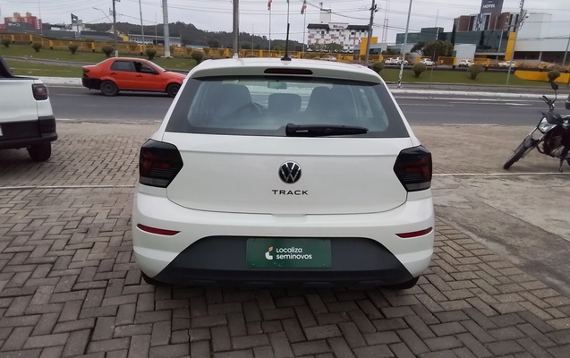 imagem-https://www.socarrao.com.br/sc-vehicle-images-prod/3960551/1789793725105-1_101804.jpg