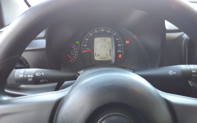imagem-https://www.socarrao.com.br/sc-vehicle-images-prod/3960552/1789793725212-2_015813.jpg