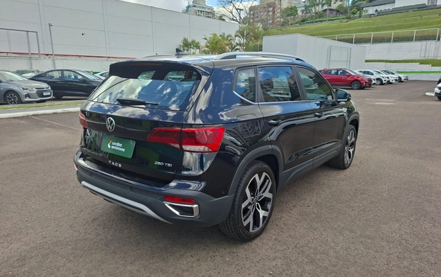 imagem-https://www.socarrao.com.br/sc-vehicle-images-prod/3960560/1789793732368-1_025803.jpg