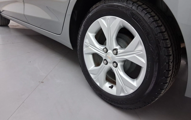 imagem-https://www.socarrao.com.br/sc-vehicle-images-prod/3960566/1789793736848-2_013130.jpg