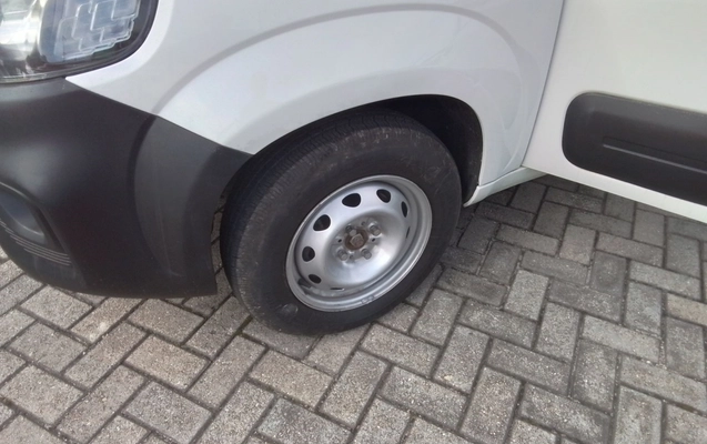 imagem-https://www.socarrao.com.br/sc-vehicle-images-prod/3960581/1789793754490-1_114041.jpg