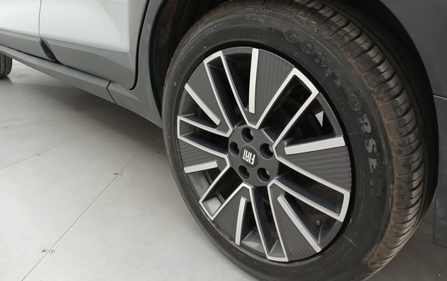 imagem-https://www.socarrao.com.br/sc-vehicle-images-prod/3960592/1789793765757-2_123710.jpg
