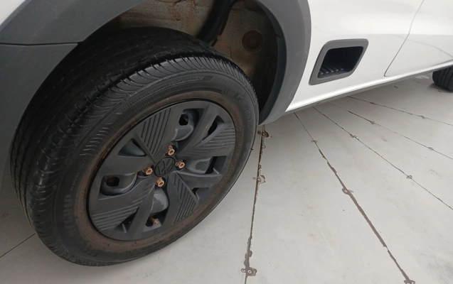 imagem-https://www.socarrao.com.br/sc-vehicle-images-prod/3960606/1789793792181-1_034425.jpg