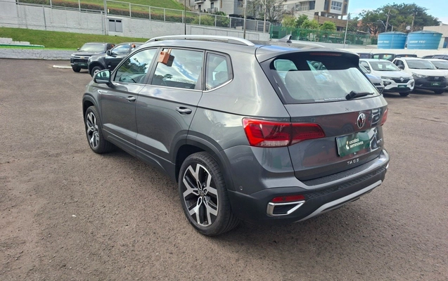 imagem-https://www.socarrao.com.br/sc-vehicle-images-prod/3960612/1789793800674-1_025814.jpg