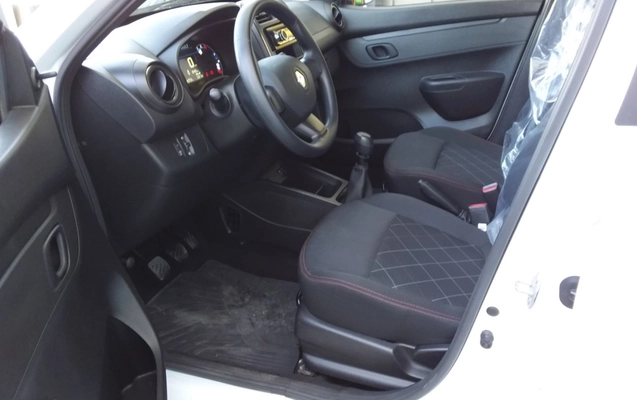 imagem-https://www.socarrao.com.br/sc-vehicle-images-prod/3960626/1789793808133-1_082403.jpg