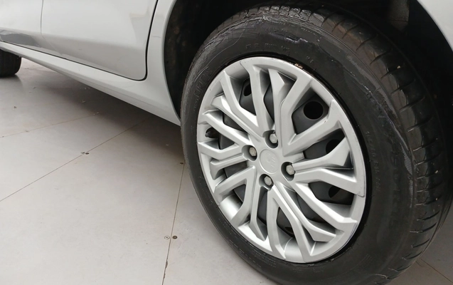 imagem-https://www.socarrao.com.br/sc-vehicle-images-prod/3960637/1789793823486-2_100949.jpg