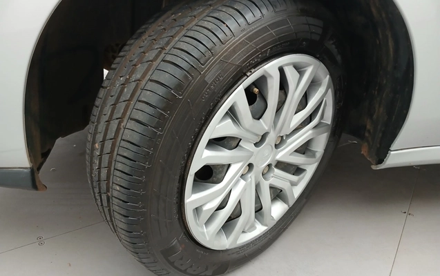 imagem-https://www.socarrao.com.br/sc-vehicle-images-prod/3960641/1789793827811-1_100958.jpg