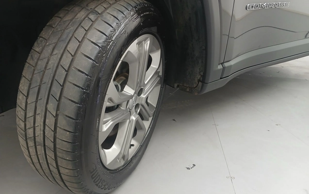 imagem-https://www.socarrao.com.br/sc-vehicle-images-prod/3960646/1789793834879-1_015329.jpg