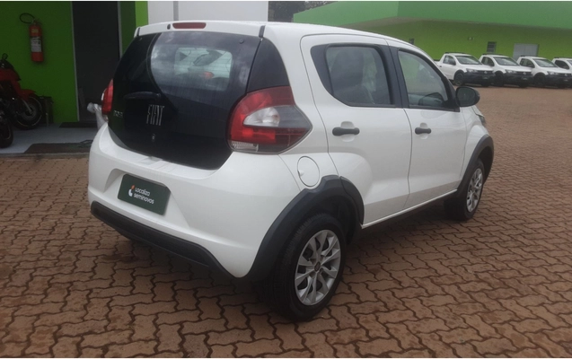 imagem-https://www.socarrao.com.br/sc-vehicle-images-prod/3960662/1789793855577-1_050339.jpg