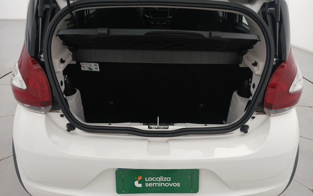 imagem-https://www.socarrao.com.br/sc-vehicle-images-prod/3960670/1789793859520-1_022921.jpg