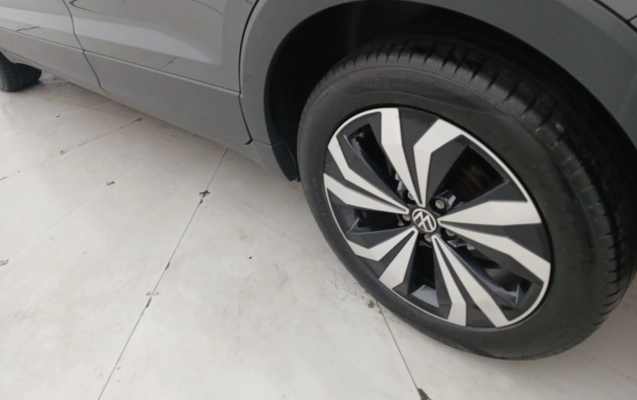 imagem-https://www.socarrao.com.br/sc-vehicle-images-prod/3960677/1789793862687-2_014551.jpg