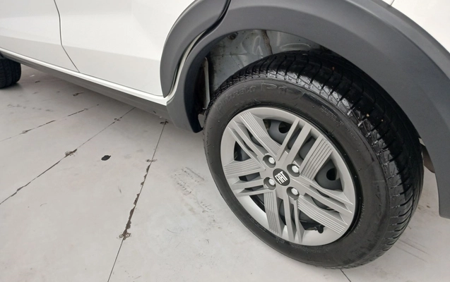 imagem-https://www.socarrao.com.br/sc-vehicle-images-prod/3960683/1789793866414-1_022948.jpg
